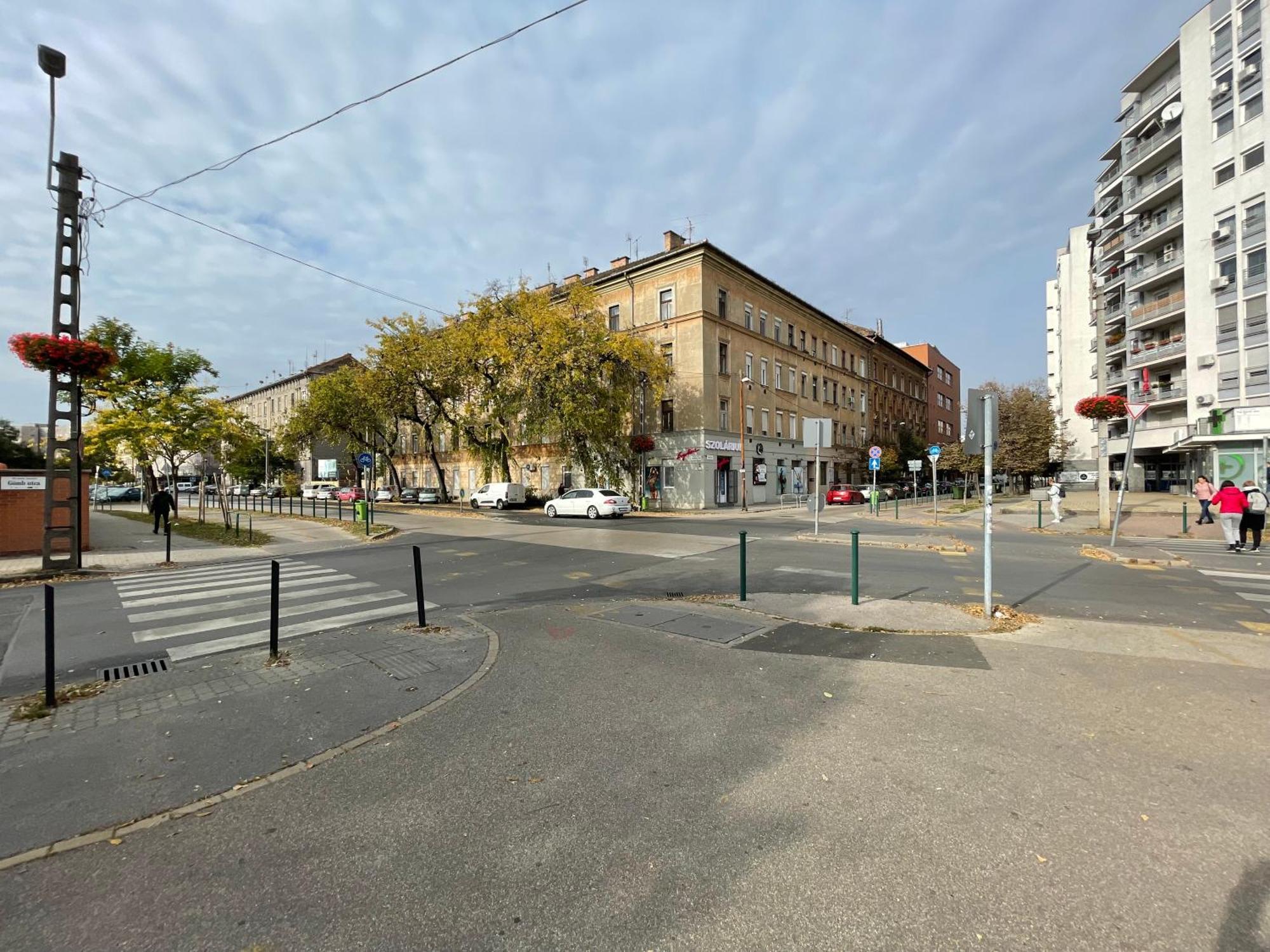 Apartament Tarsashazi Lakas Budapesten Koezel Mindenhez *