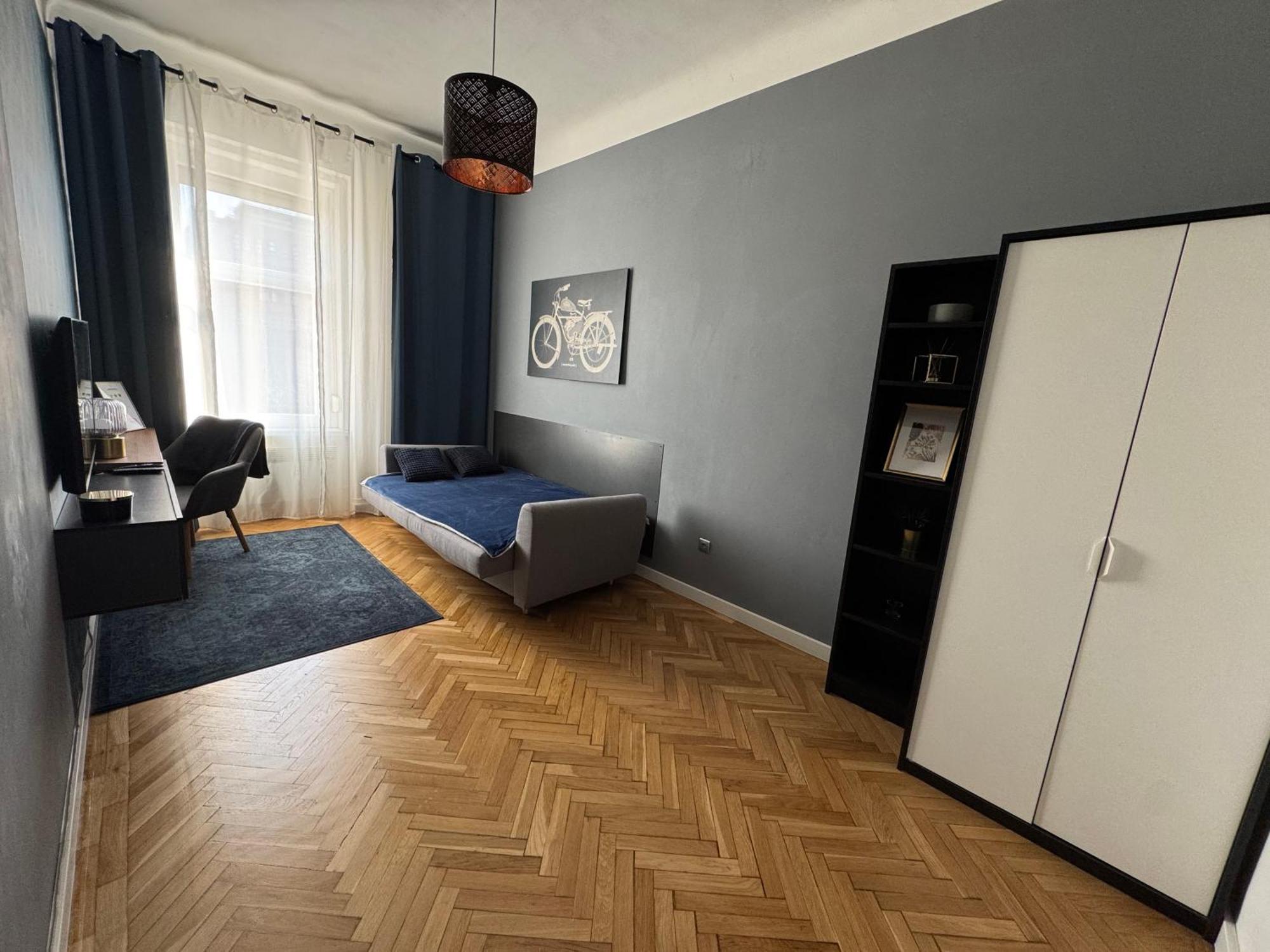 Tarsashazi Lakas Budapesten Koezel Mindenhez * Budapeszt